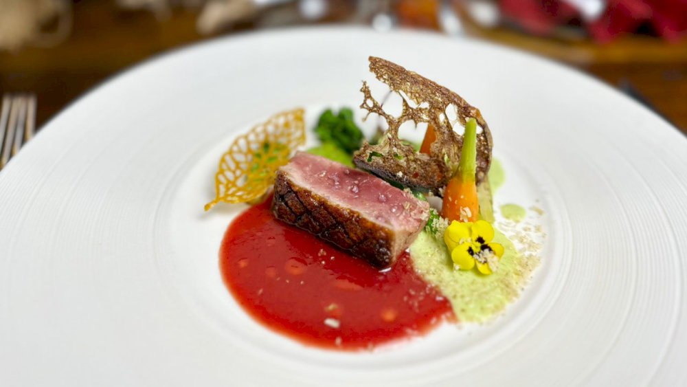 The restaurant also offers cooking classes, making it a great stop for travelers seeking both taste and cultural immersion 